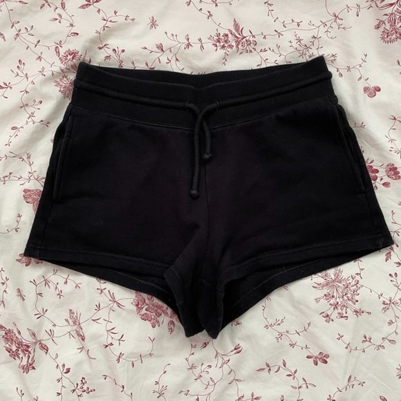 Aritzia | Shorts | Artizia Tna Black 